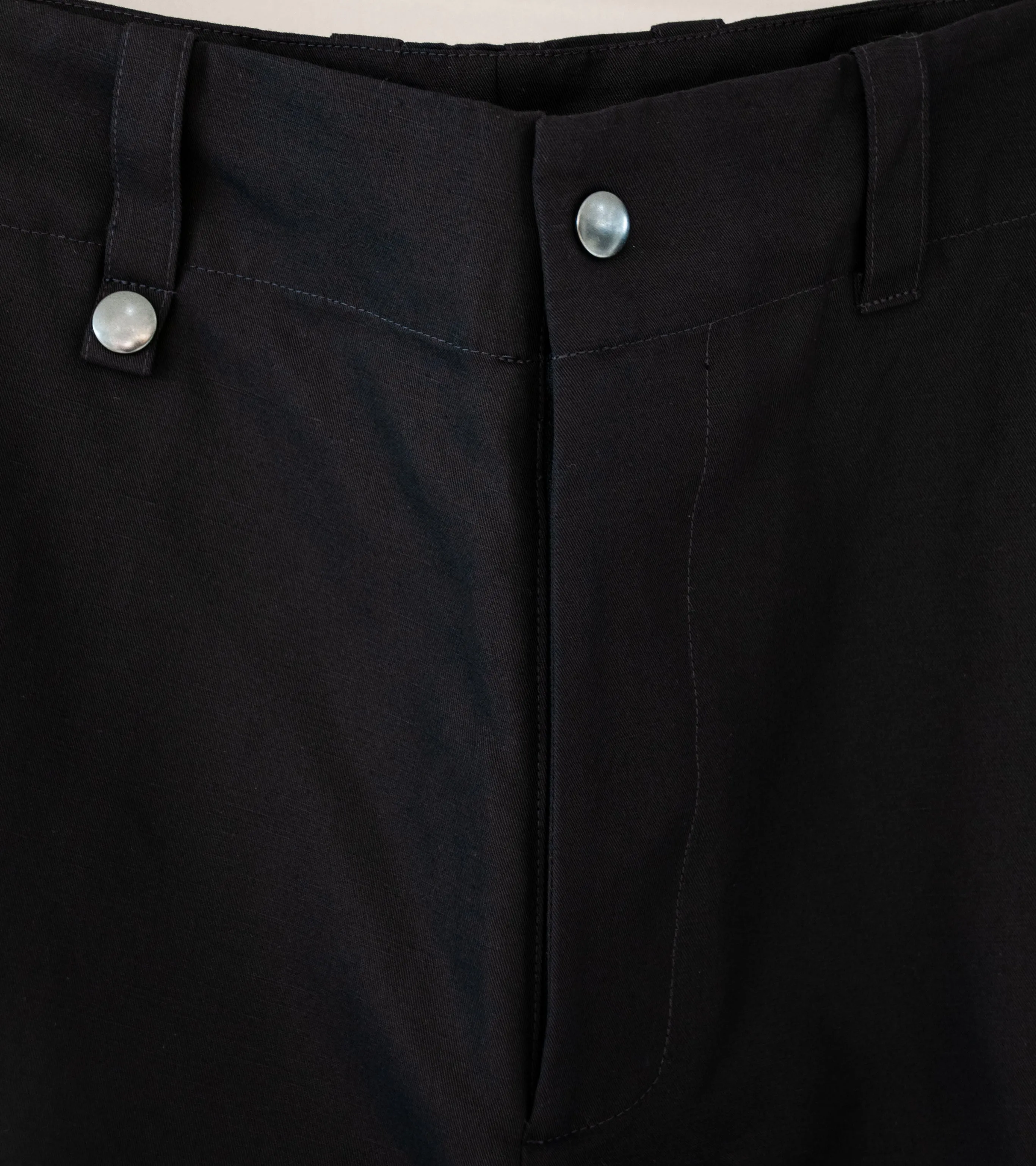 Arpenteur 'Deck Trousers' (Midnight Cotton Linen Gaberdine)