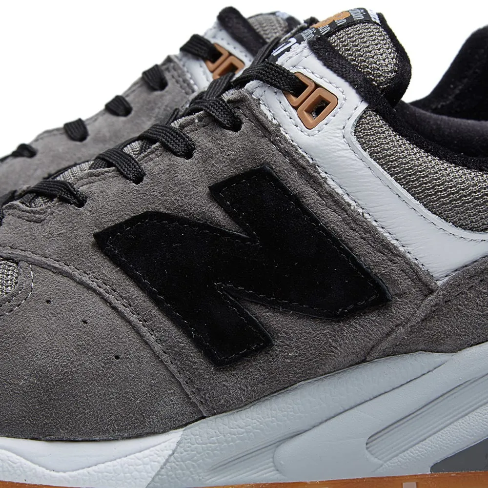 New Balance MRT572GKGrey & Black