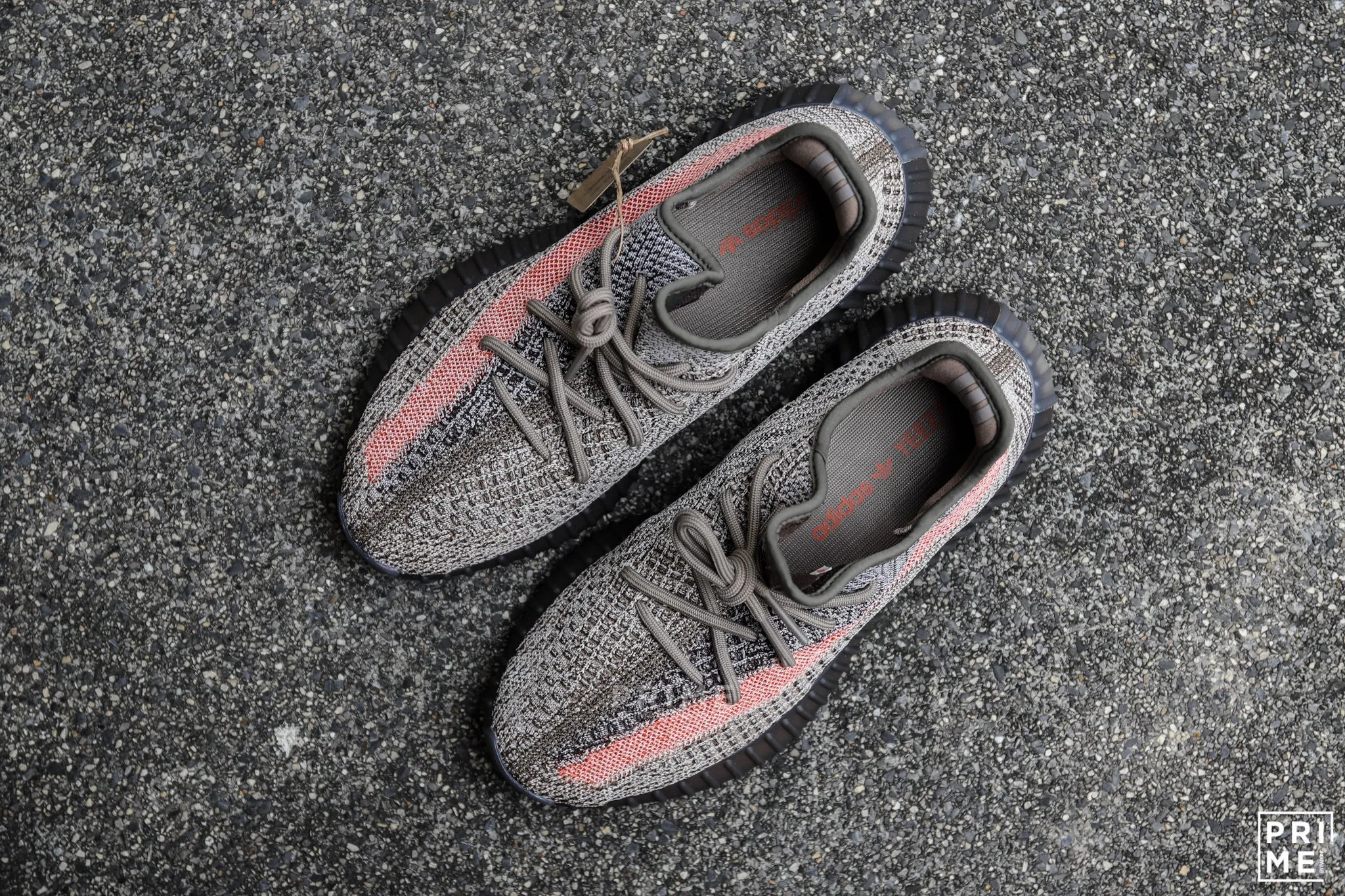 Yeezy 350 v.2 ASH STONE  (GW0089)