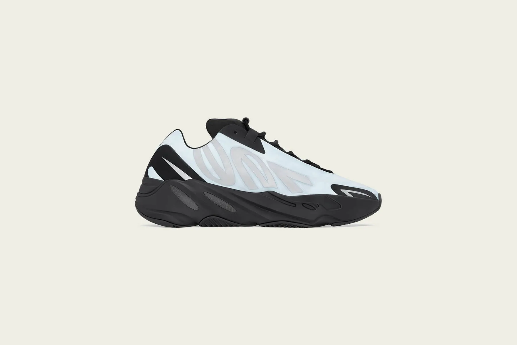 Yeezy 700 MNVN - Blue Tint